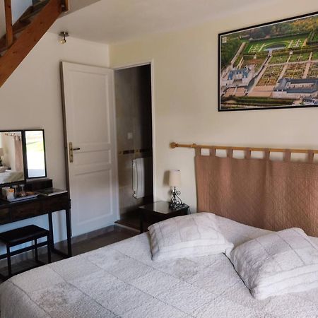 La Haute Traversiere Francueil Esterno foto