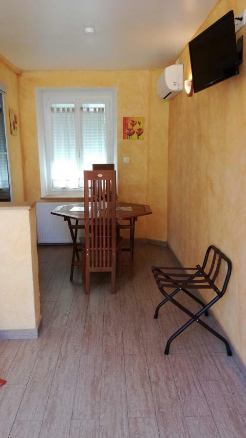 La Haute Traversiere Francueil Esterno foto